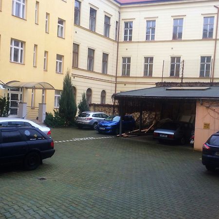 Residence Vita Nejedleho Πράγα Εξωτερικό φωτογραφία