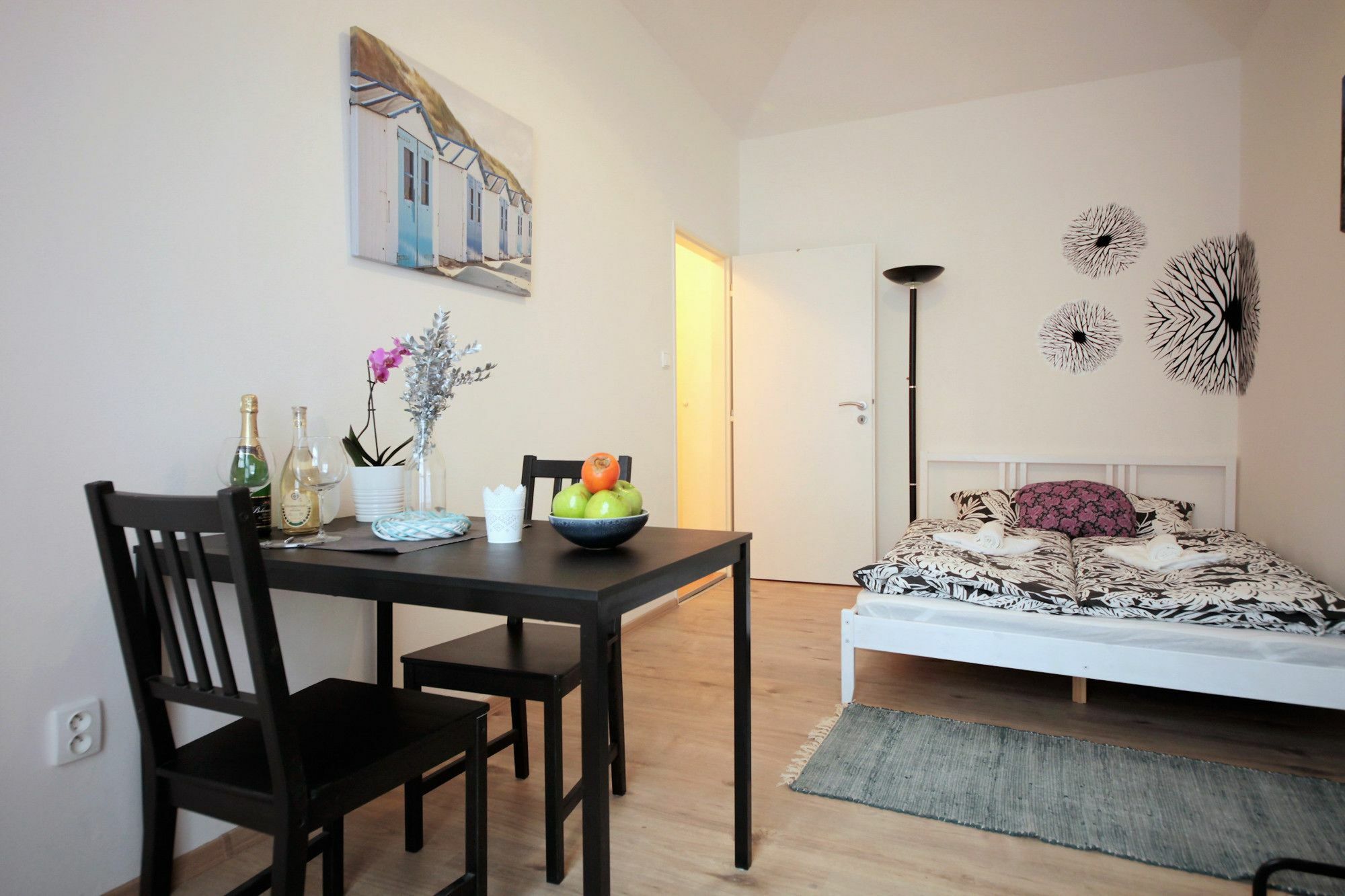 Residence Vita Nejedleho Πράγα Εξωτερικό φωτογραφία