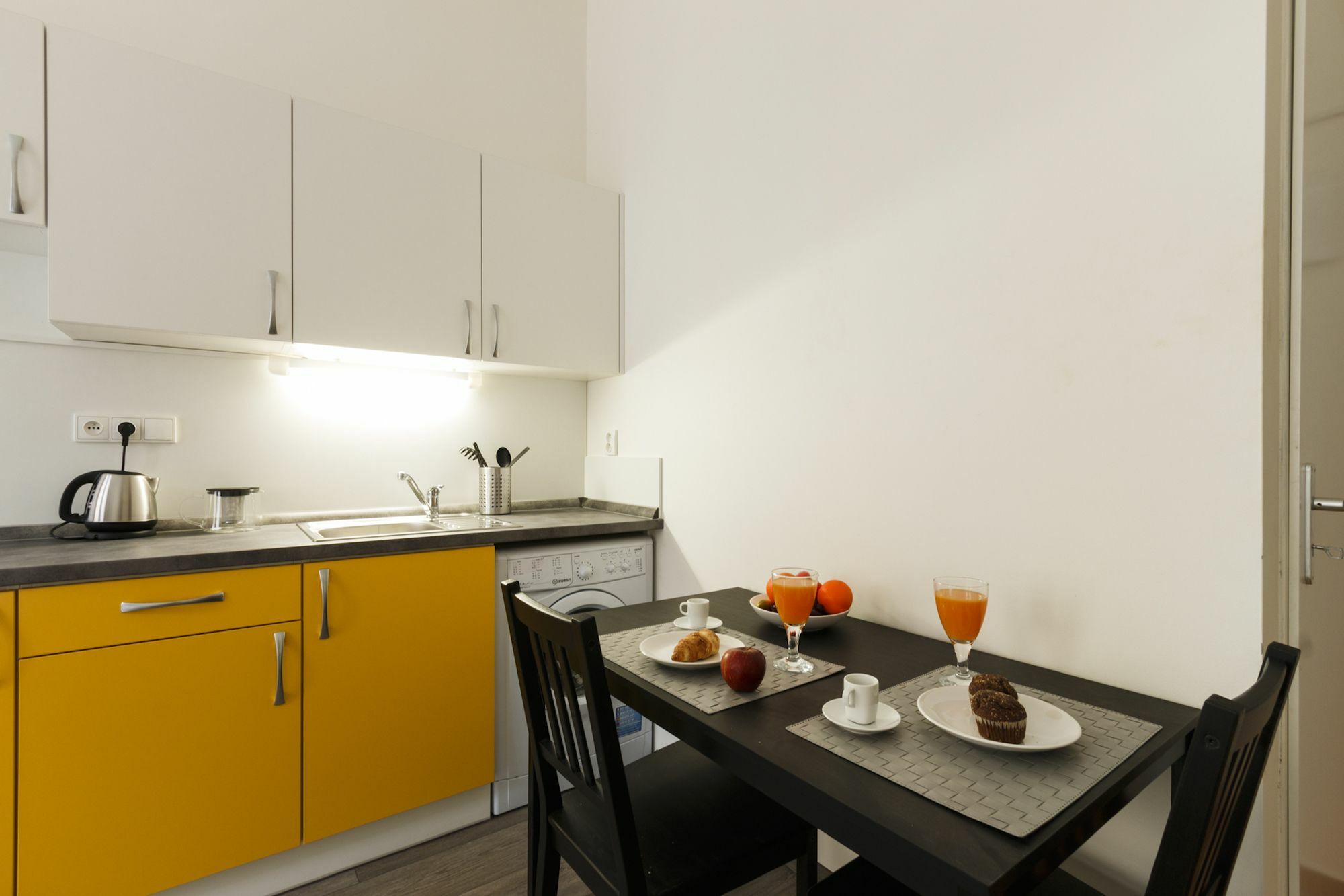 Residence Vita Nejedleho Πράγα Εξωτερικό φωτογραφία